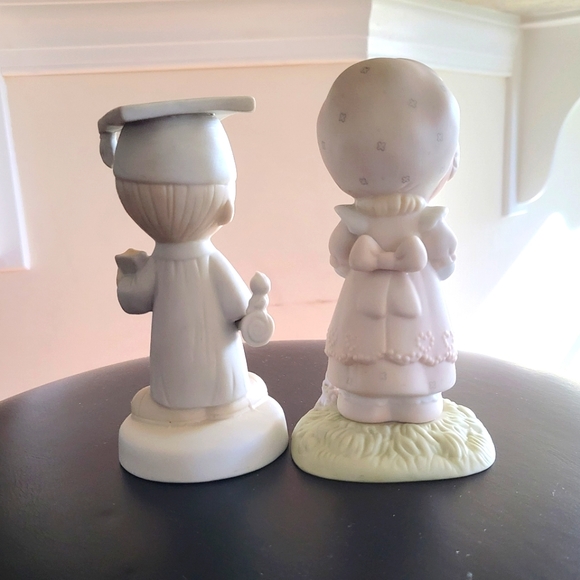 Two Small Cute Figurines as a Set - Picture 2 of 6